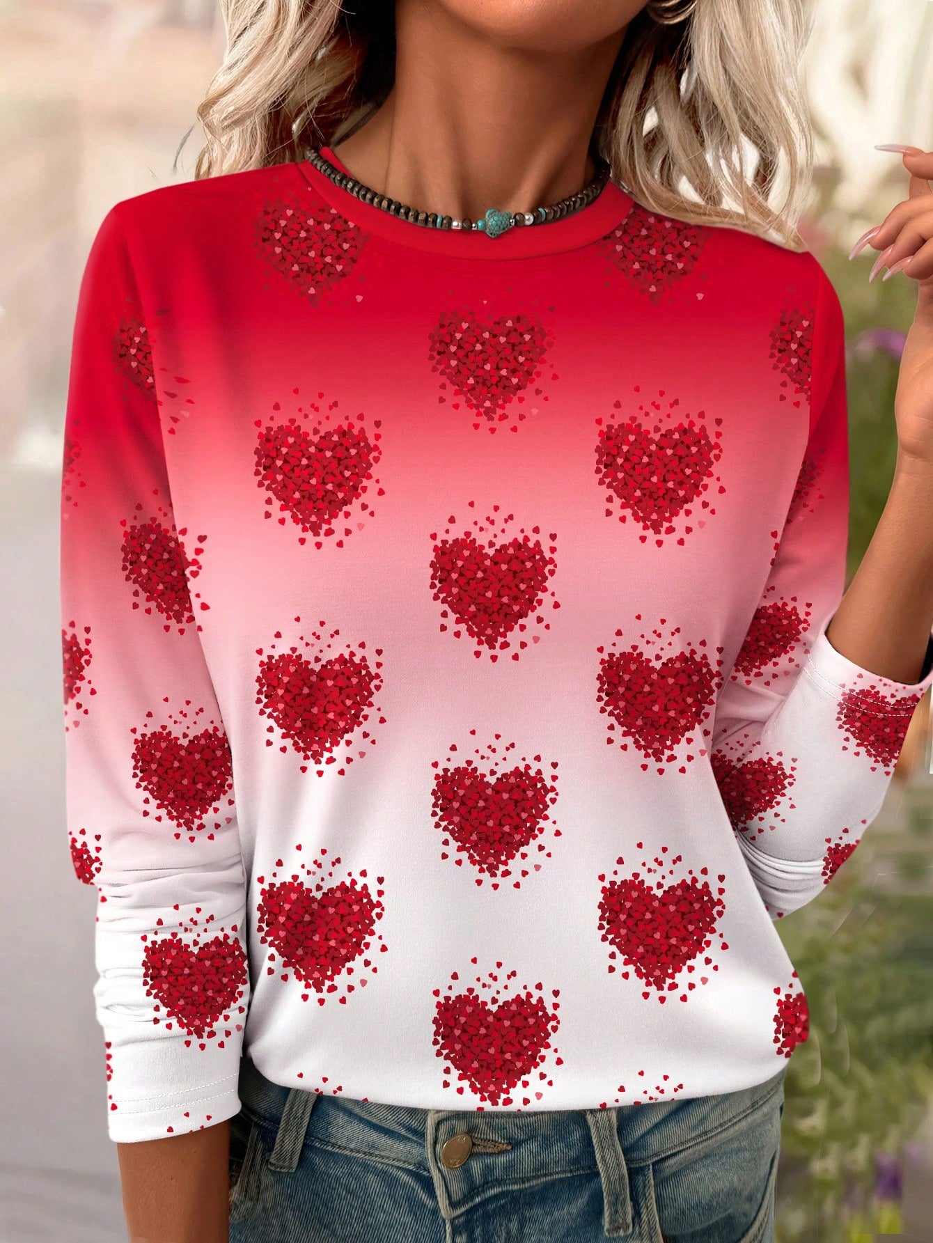 Valentine's Day Heart Ombre Graphic Round Neck Long Sleeve Printed T-Shirt For Women