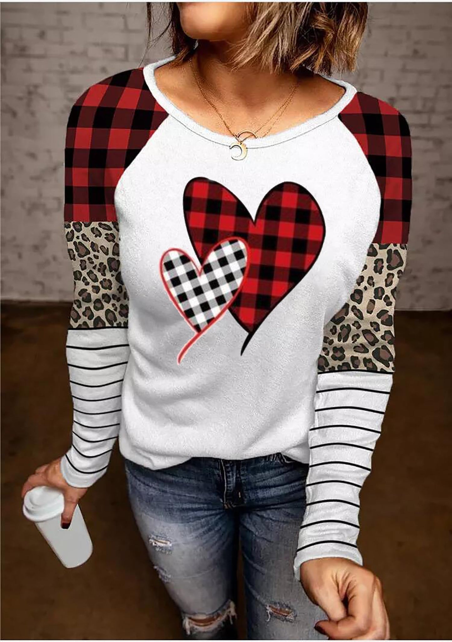 Valentines Day Shirts for Women Funny Plaid Love Heart Graphic Valentines T-Shirt Plaid Striped Splicing Long Sleeve Tops