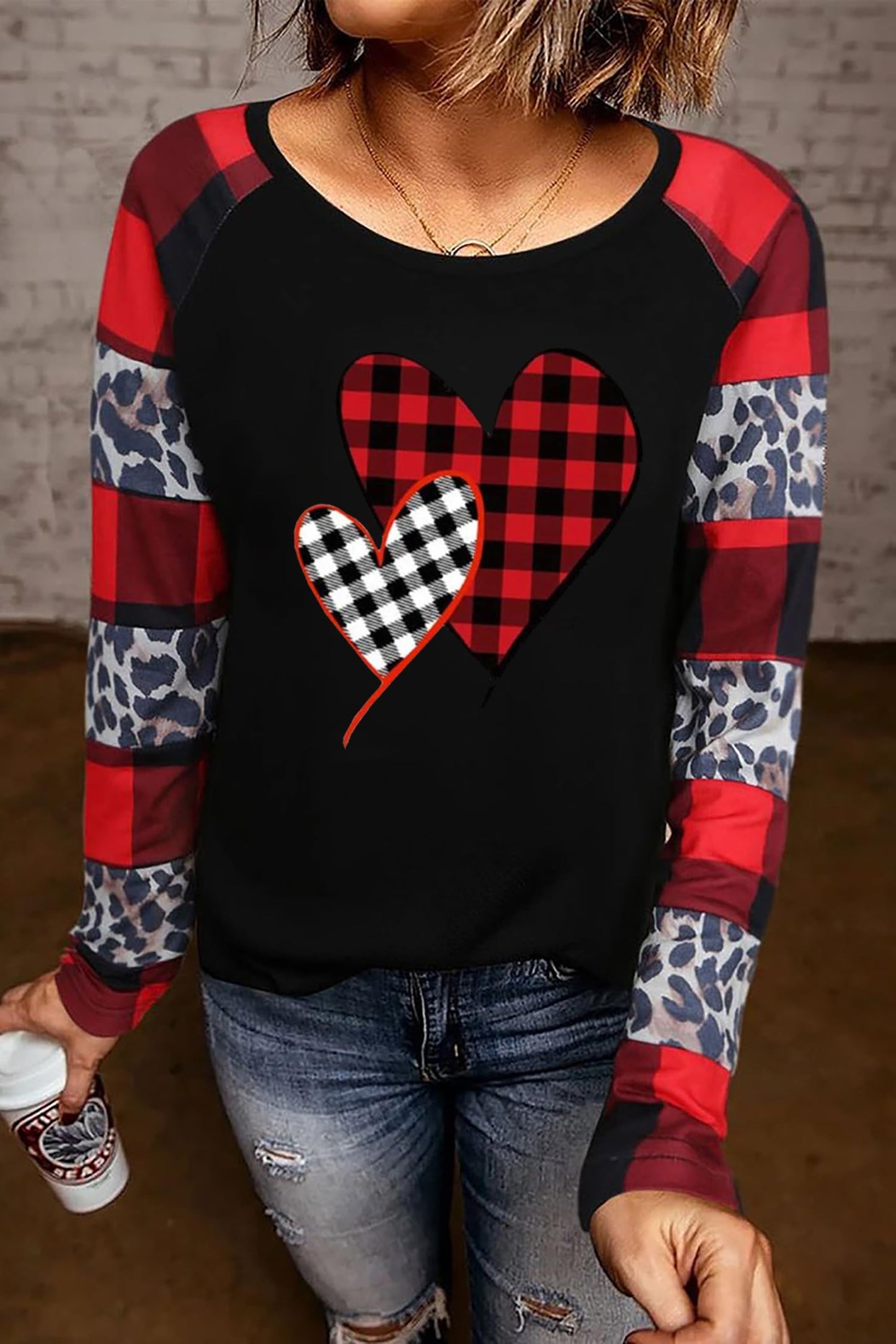 Valentines Day Shirts for Women Funny Plaid Love Heart Graphic Valentines T-Shirt Plaid Striped Splicing Long Sleeve Tops