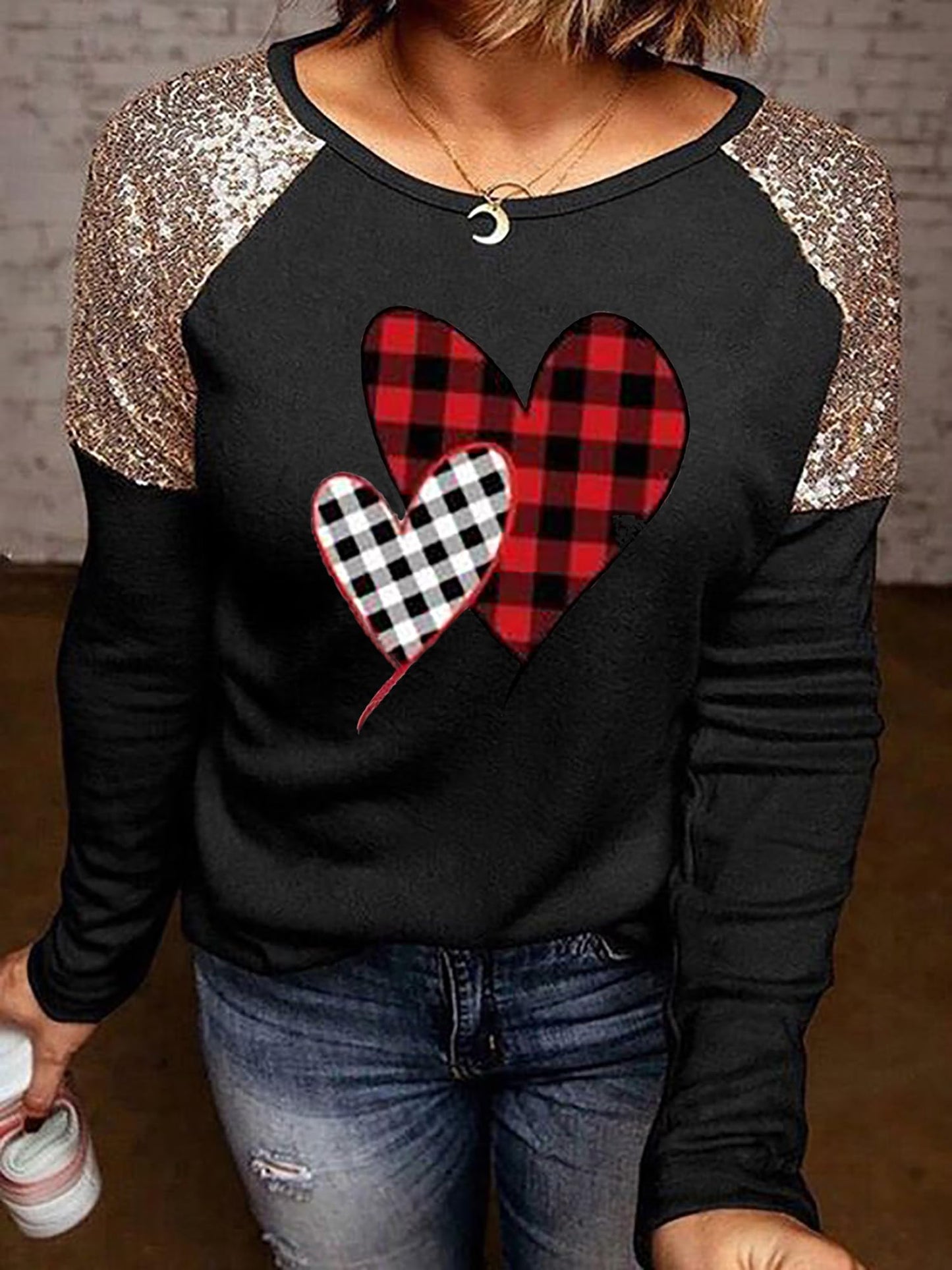 Valentines Day Shirts for Women Funny Plaid Love Heart Graphic Valentines T-Shirt Plaid Striped Splicing Long Sleeve Tops