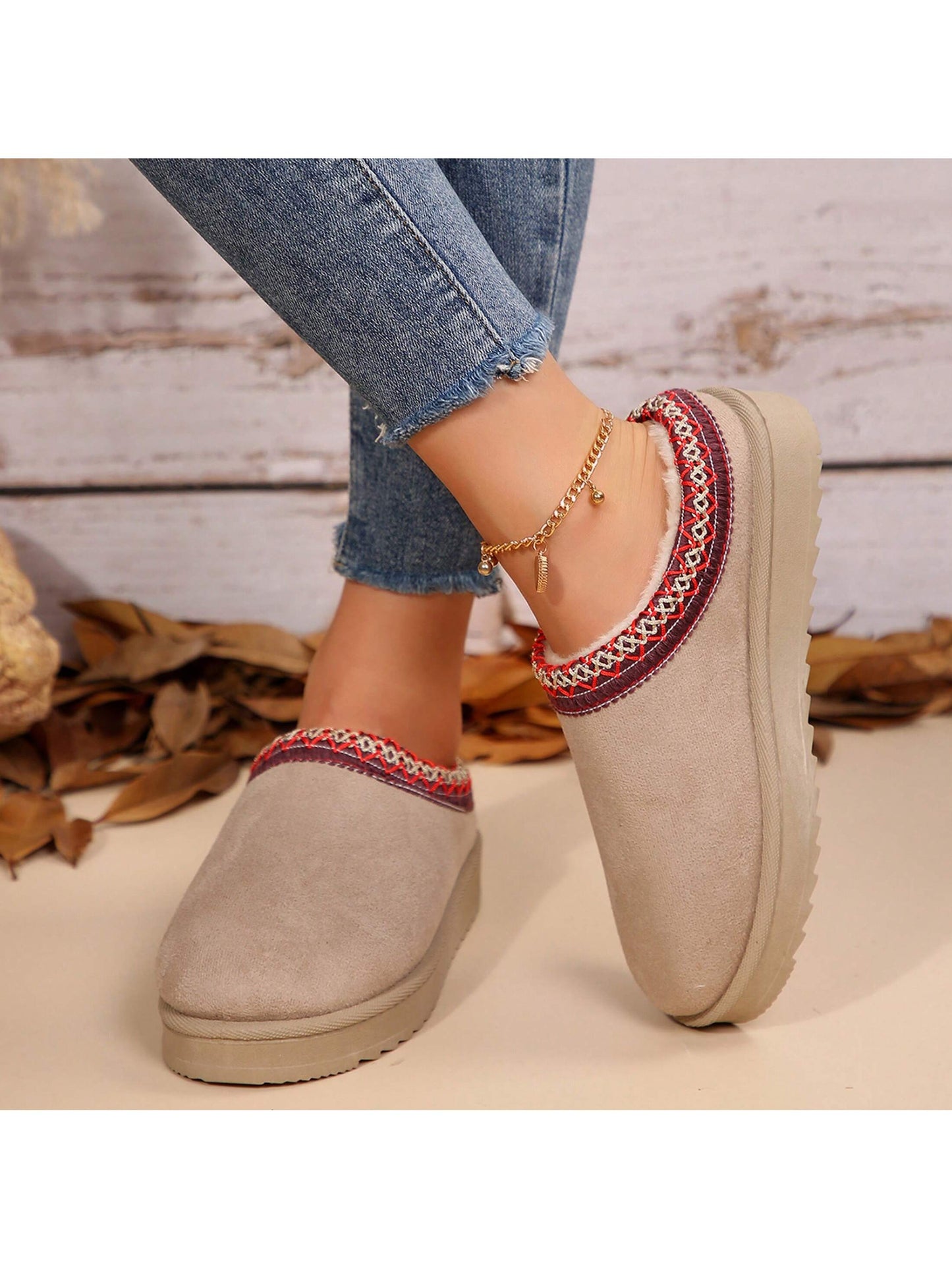 Women's Fur Lined Sandals And Platform Snow Boots - Warm And Durable Shoes For Outdoor Non Slip Comfort, Thickened Flat Soles With Winter Slippers