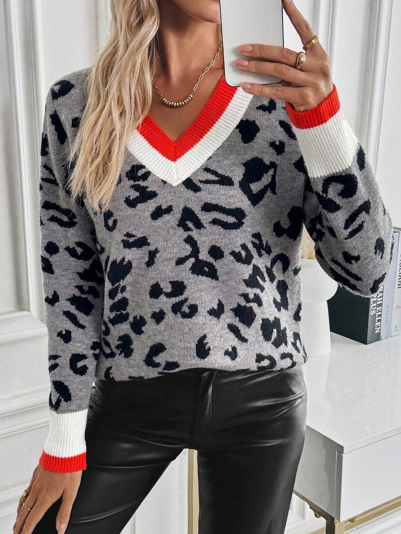 Women's Color Block V-Neck Leopard Print Long Sleeve Sweater,Long Sleeve Tops