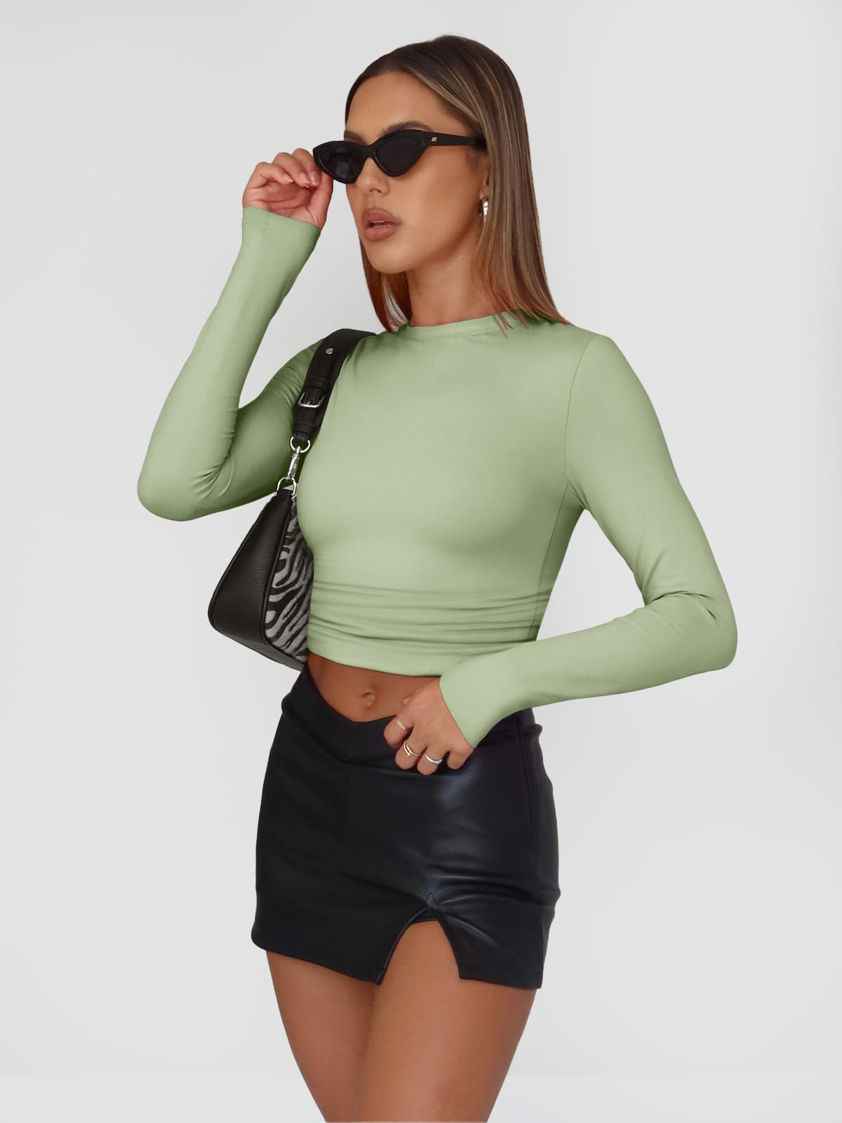 Trendy Queen Womens Long Sleeve Shirts Basic Crop Tops Tight Slim Fit Cute Teen Girls Fall Winter Y2k Clothes