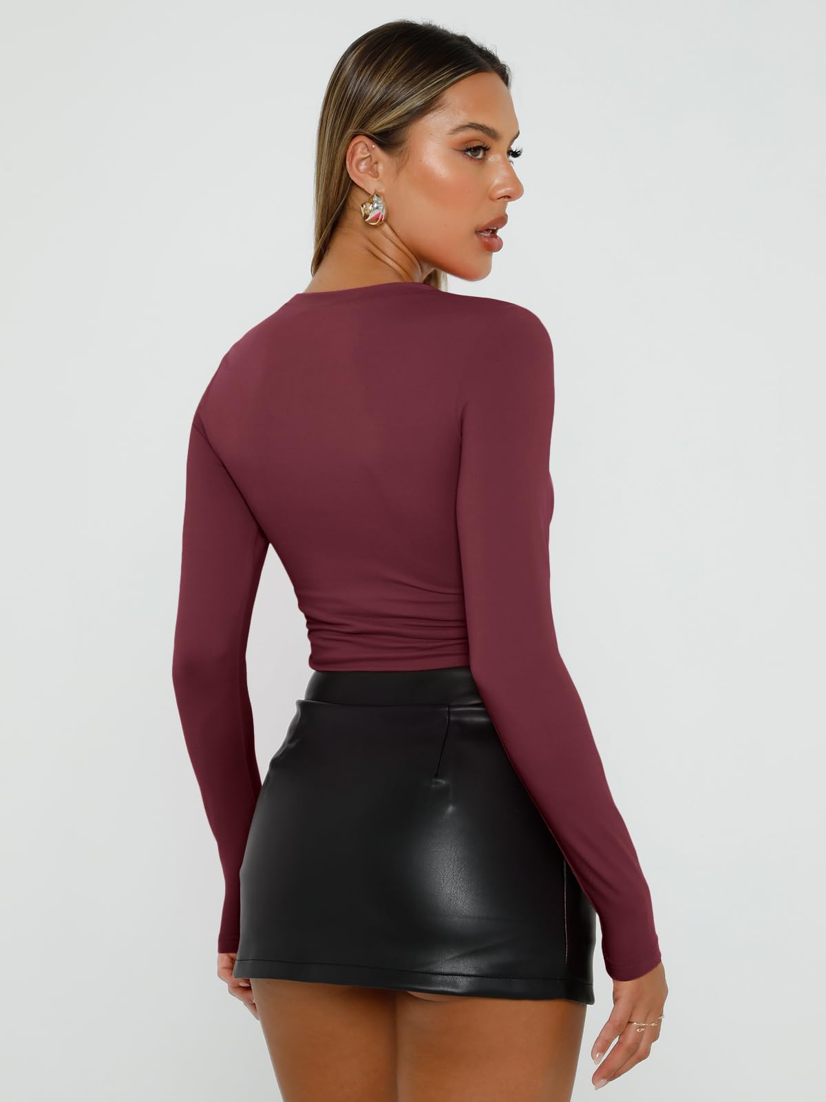 Trendy Queen Womens Long Sleeve Shirts Basic Crop Tops Tight Slim Fit Cute Teen Girls Fall Winter Y2k Clothes