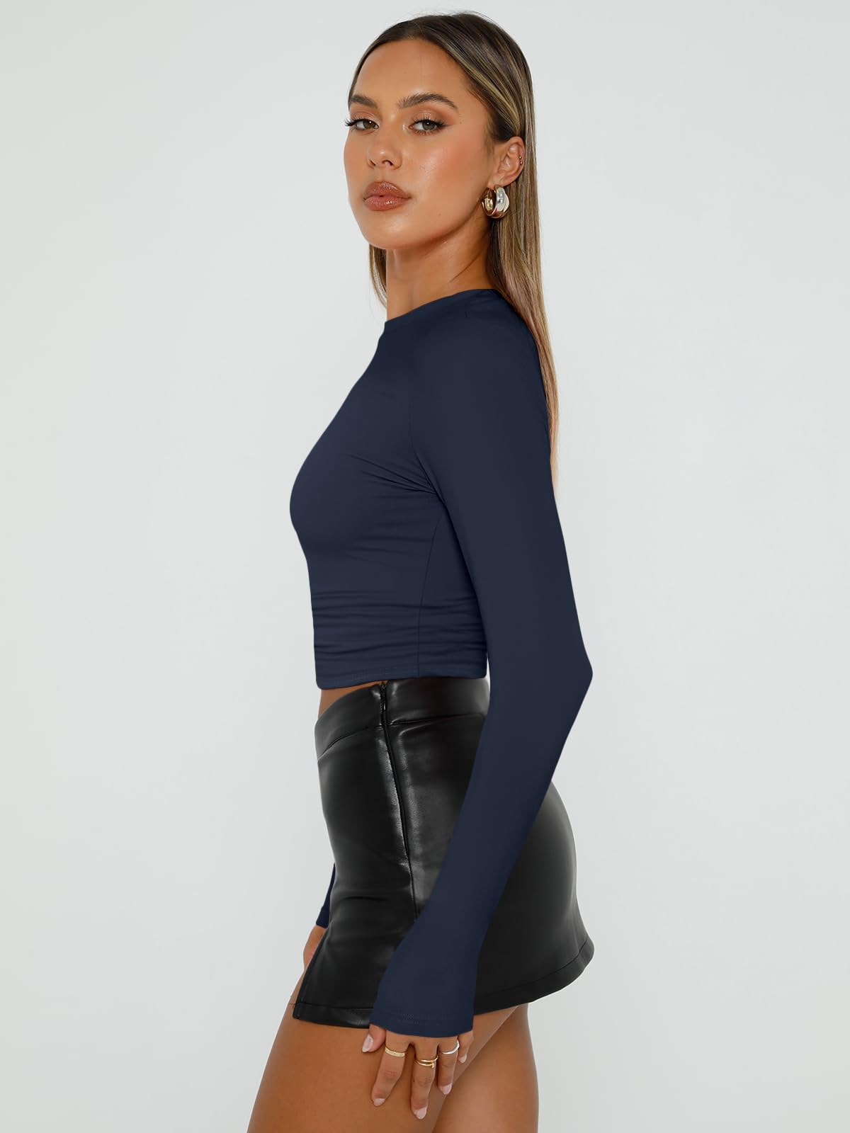 Trendy Queen Womens Long Sleeve Shirts Basic Crop Tops Tight Slim Fit Cute Teen Girls Fall Winter Y2k Clothes
