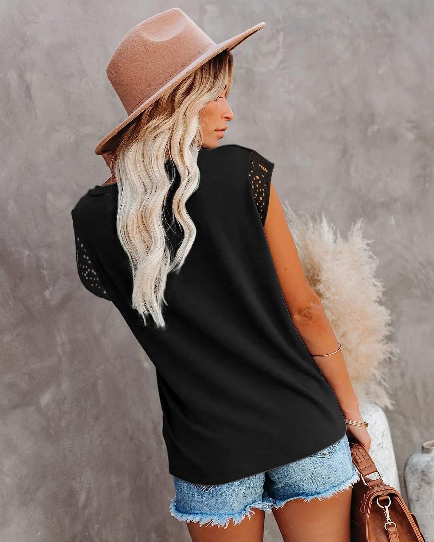 Womens Cap Sleeve Tops 2024 Trendy Floral Print Summer Tops Loose Fit Lace T Shirts Blouses