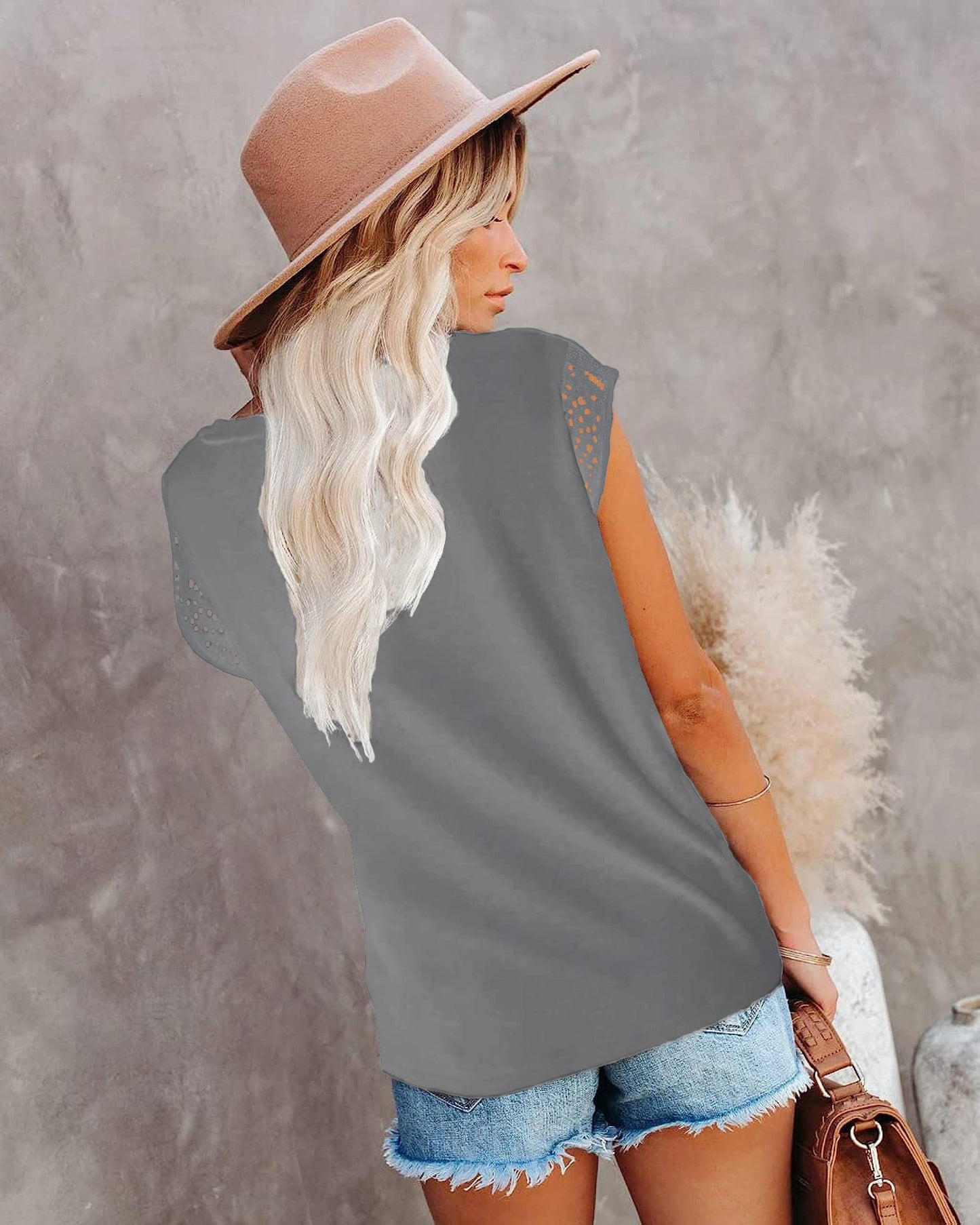 Womens Cap Sleeve Tops 2024 Trendy Floral Print Summer Tops Loose Fit Lace T Shirts Blouses