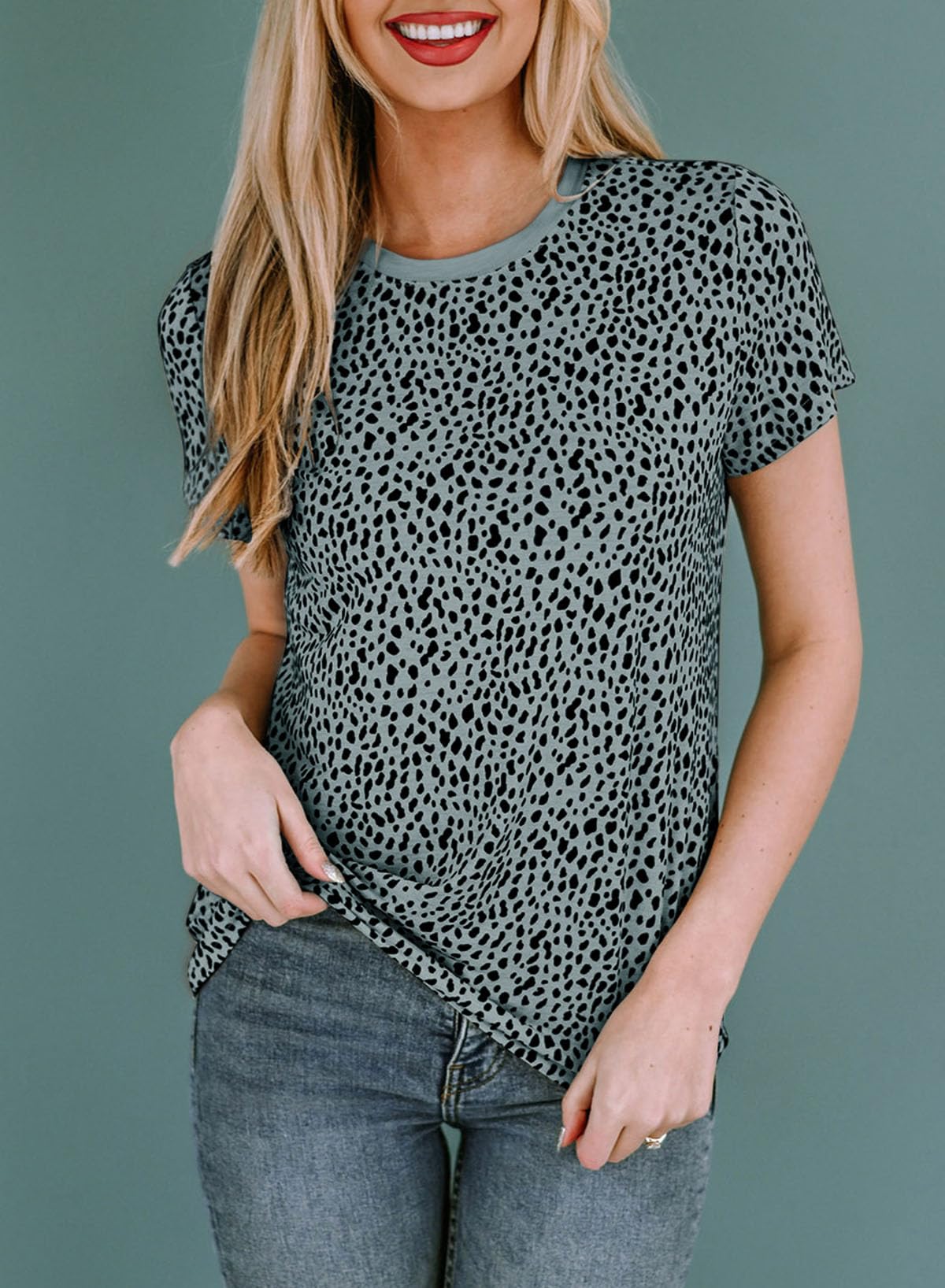 Womens Casual Polka Dot Tops Crewneck Short Sleeve T Shirts Fashion 2024 Spring Summer Loose Fit Shirts