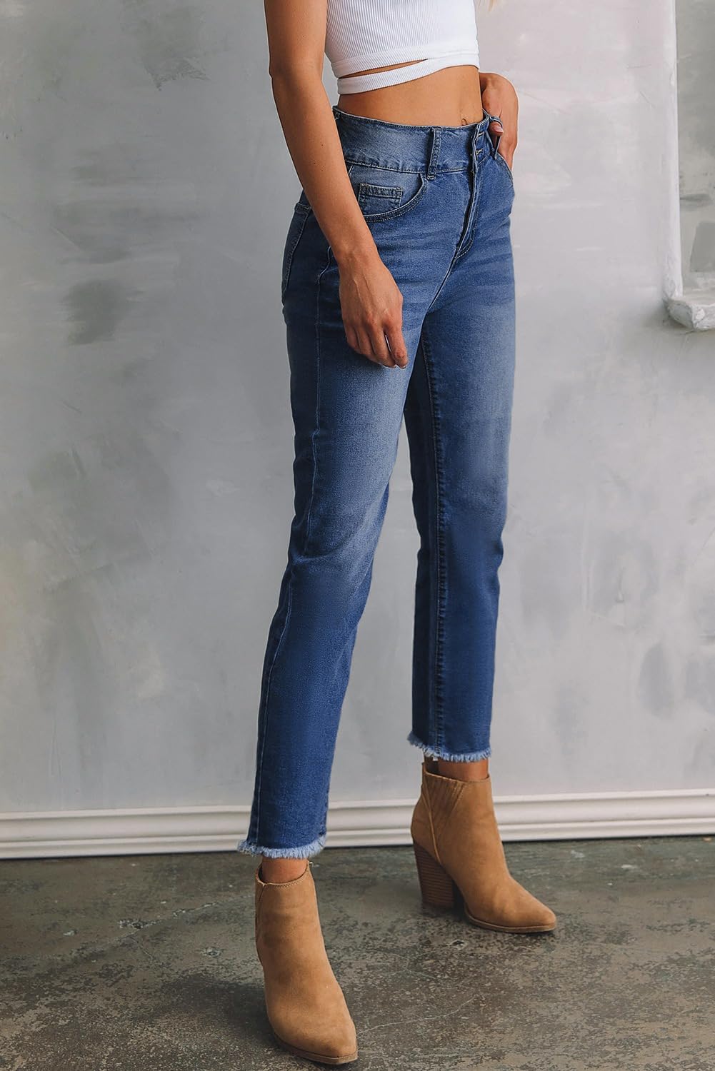 Women's High Waisted Jeans Strechy Raw Hem Straight Leg Denim Pants with Pockets
