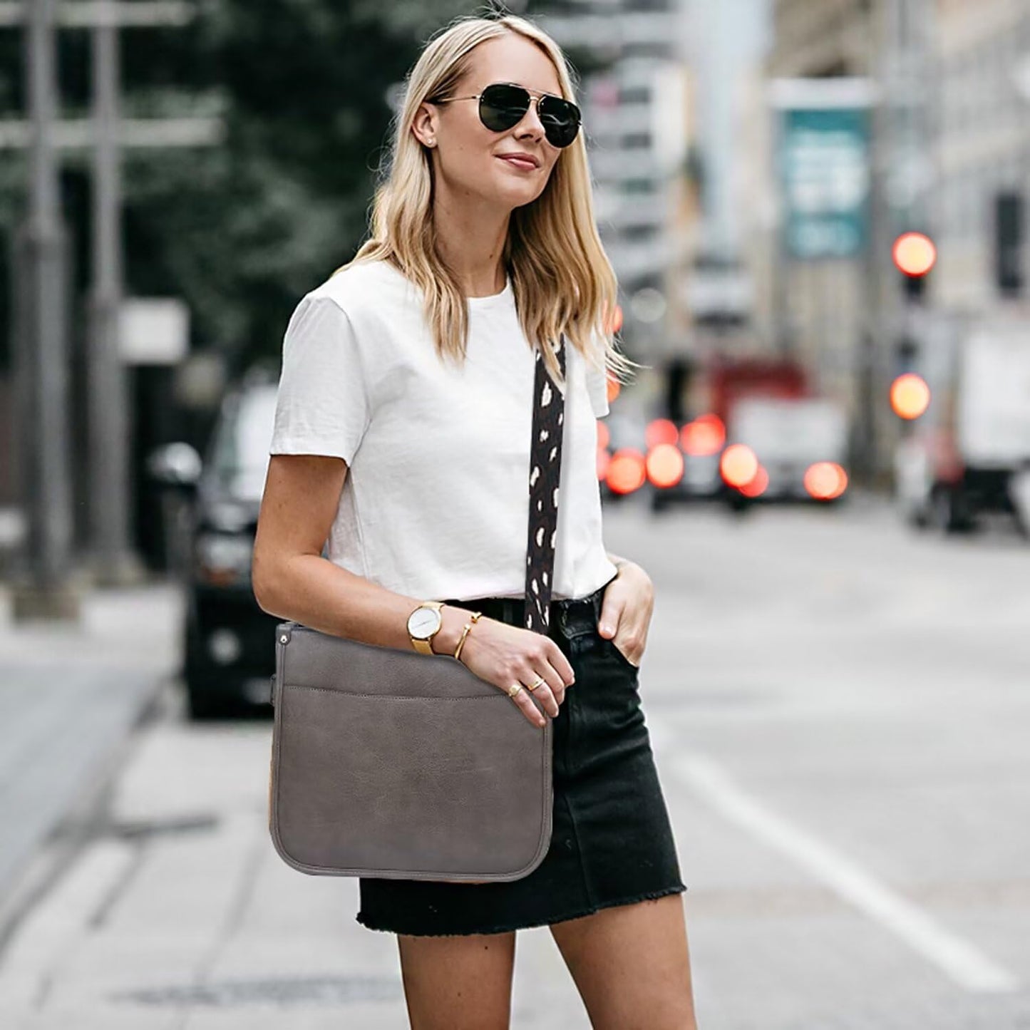 Vegan Leather Crossbody Bags for Women, Crossbody Purse with Guitar Strap Zipped Pockets Handbag
