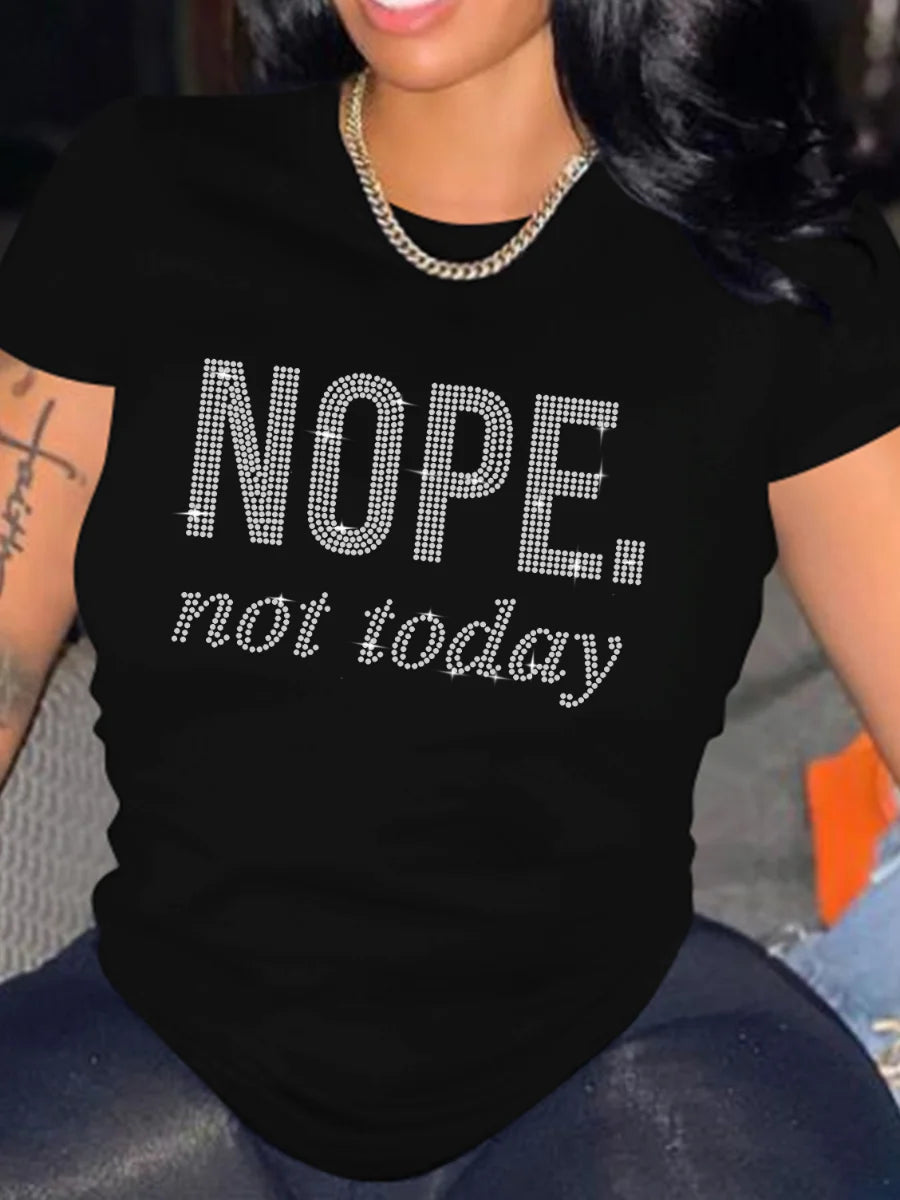 Plus Size Rhinestone Decor T-Shirt: Casual Summer Top